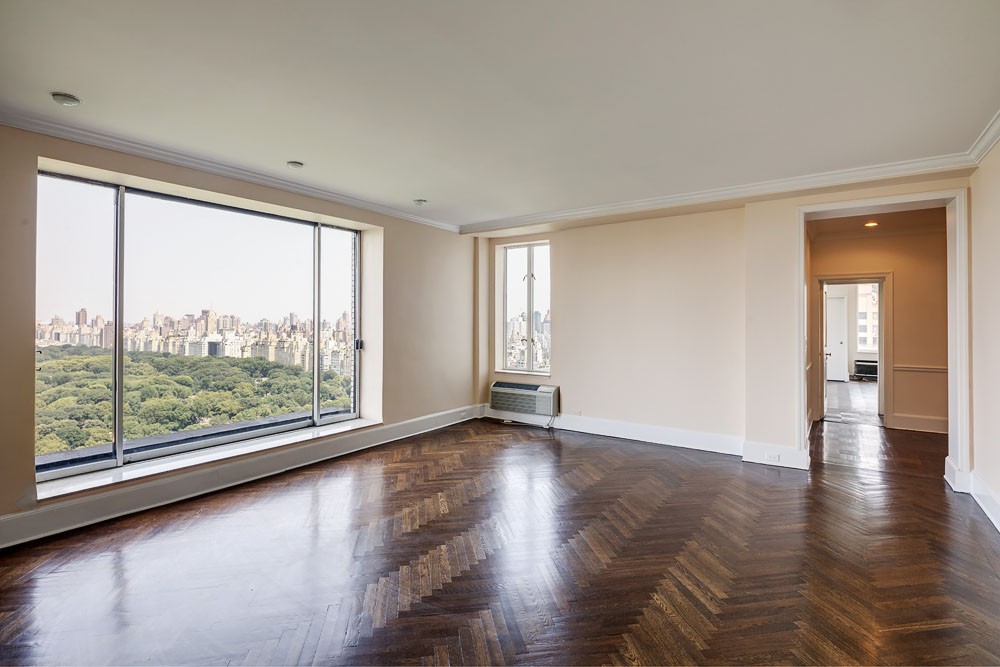 Central Park South Apartment, NY 10019